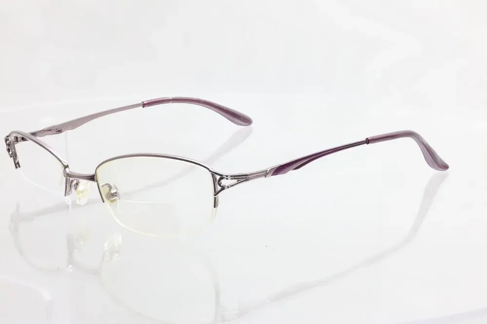 Seiko T3025 Titanium 52-18-140mm Eyeglass FRAMES ONLY - GOOD CONDITION